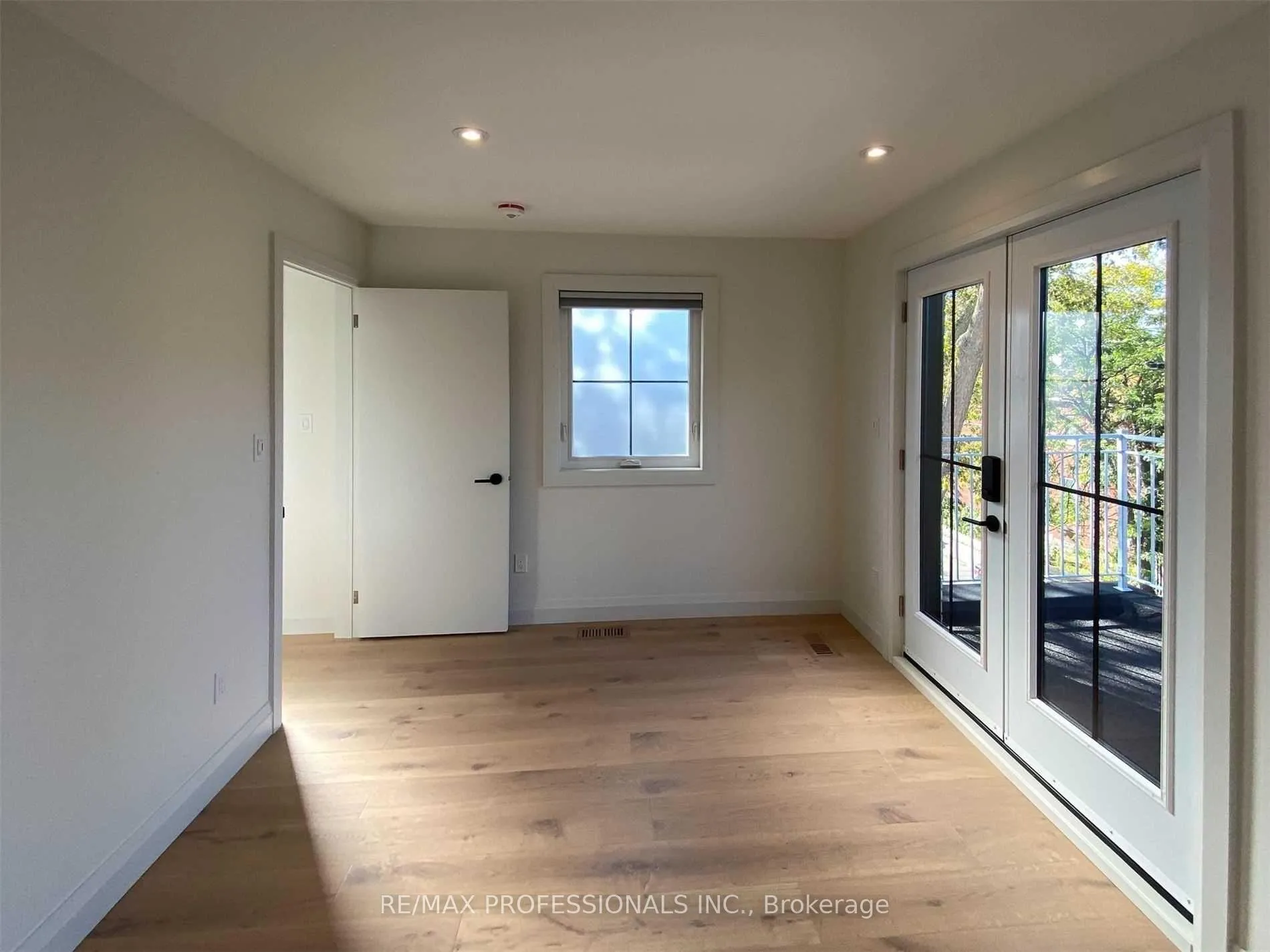 Photo 19 of Unit B, 41 Rolyat Street, Toronto, Trinity-Bellwoods — HOMEH