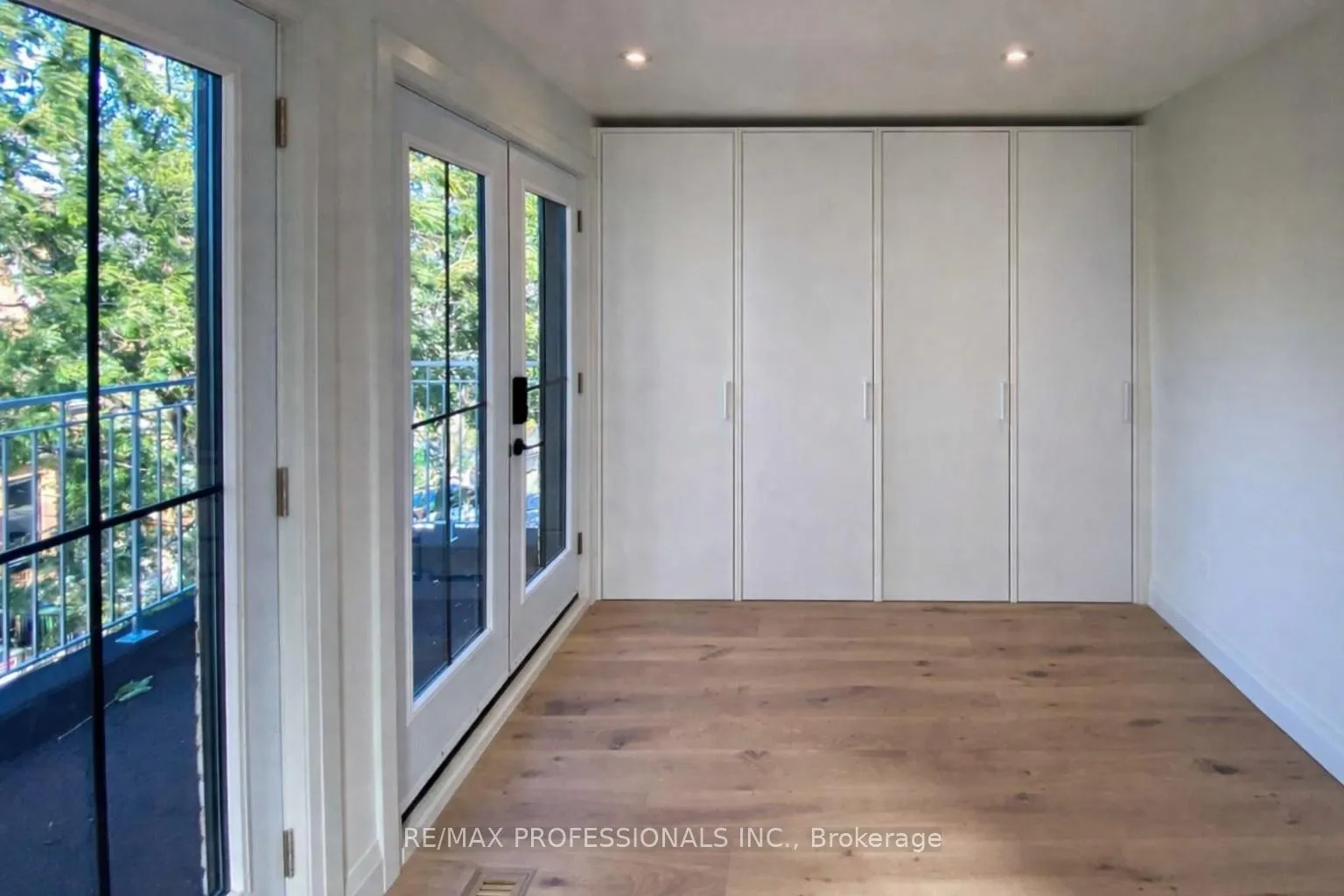 Photo 20 of Unit B, 41 Rolyat Street, Toronto, Trinity-Bellwoods — HOMEH