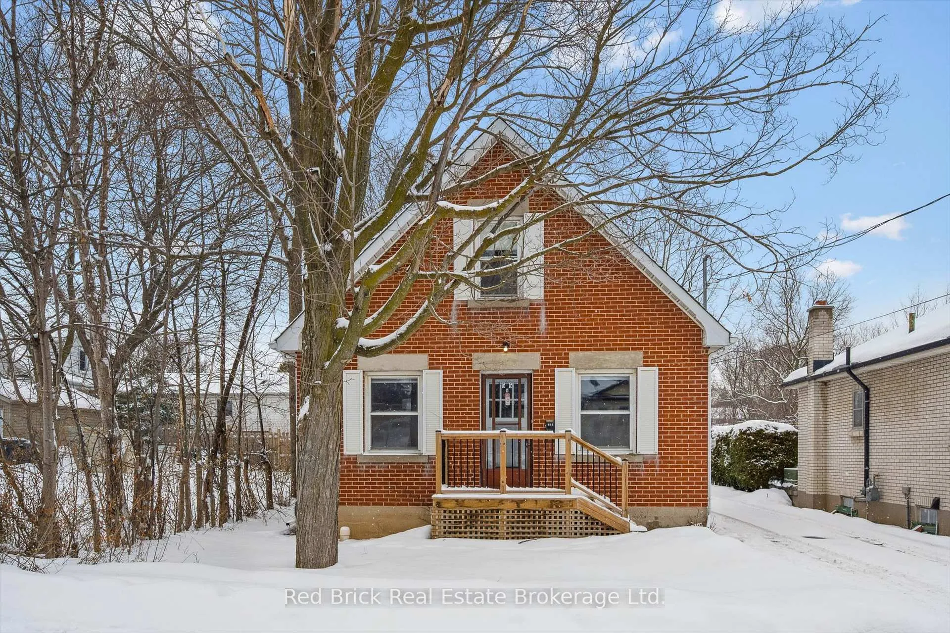 Front of 55 Stevenson Street N