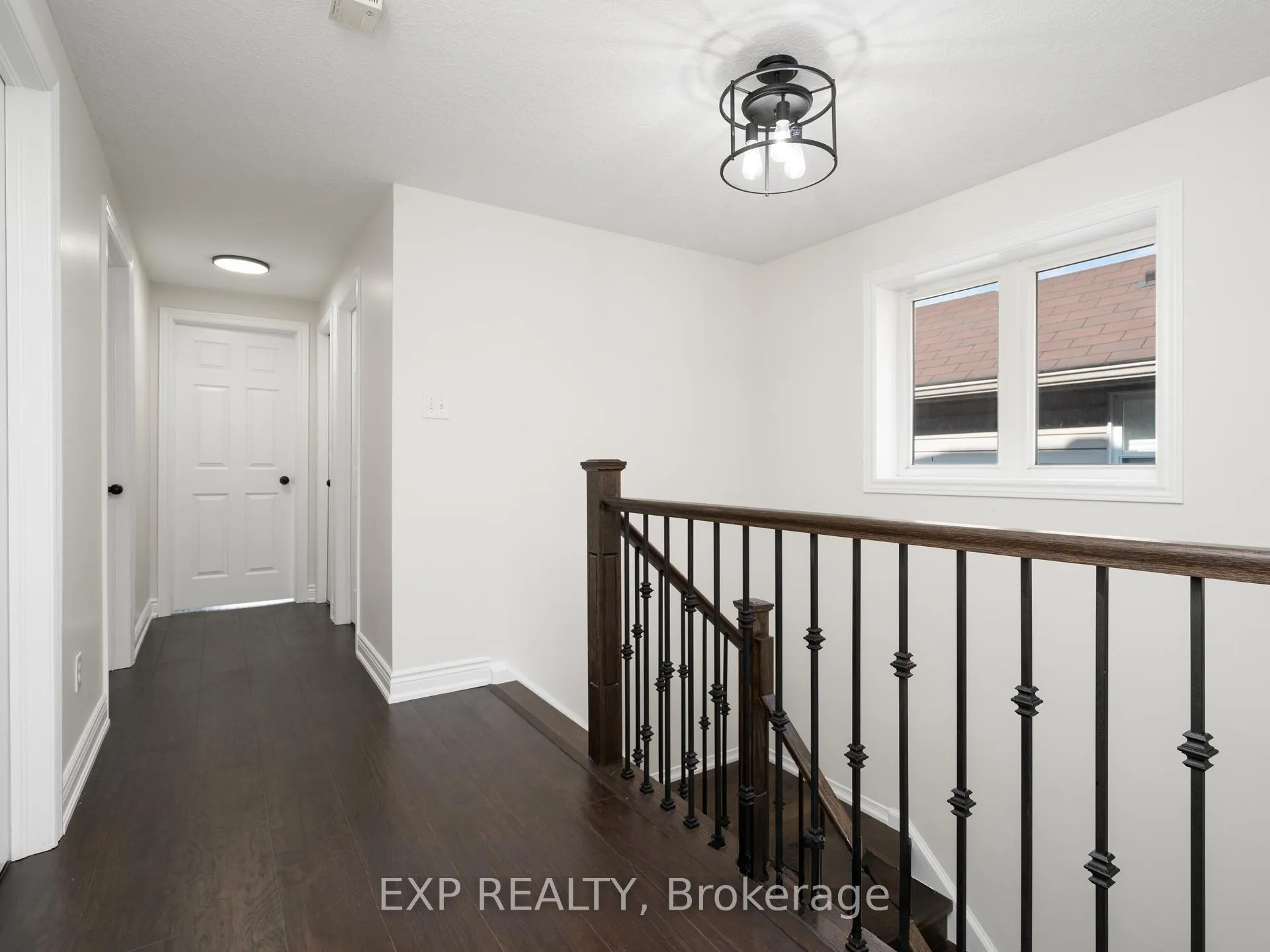 Photo 11 of 252 Bridlewreath Street, Kitchener — HOMEH