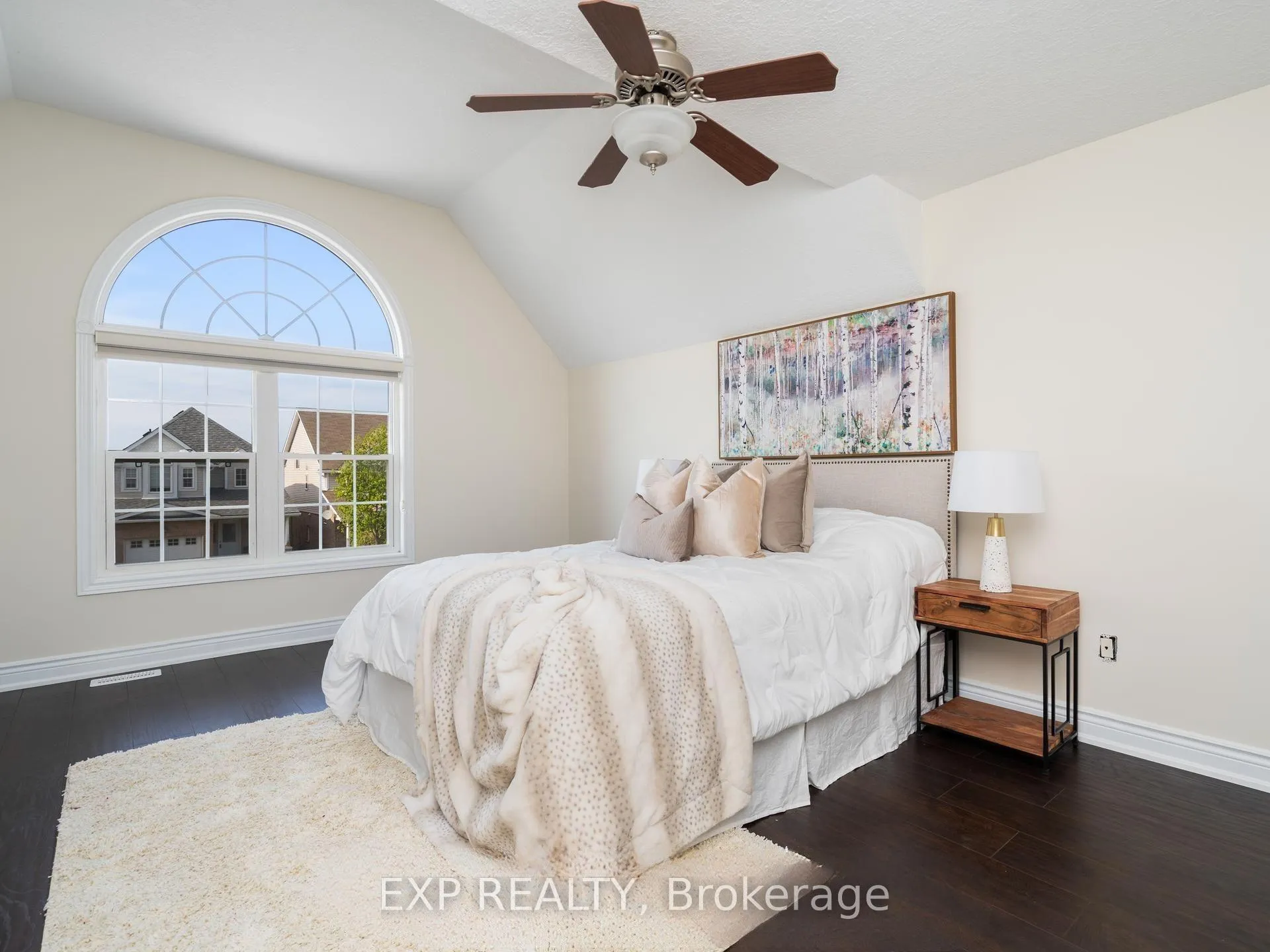 Photo 17 of 252 Bridlewreath Street, Kitchener — HOMEH