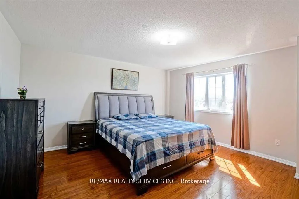 Photo 7 of 65 Tianalee Crescent, Brampton, Fletcher's Meadow — HOMEH