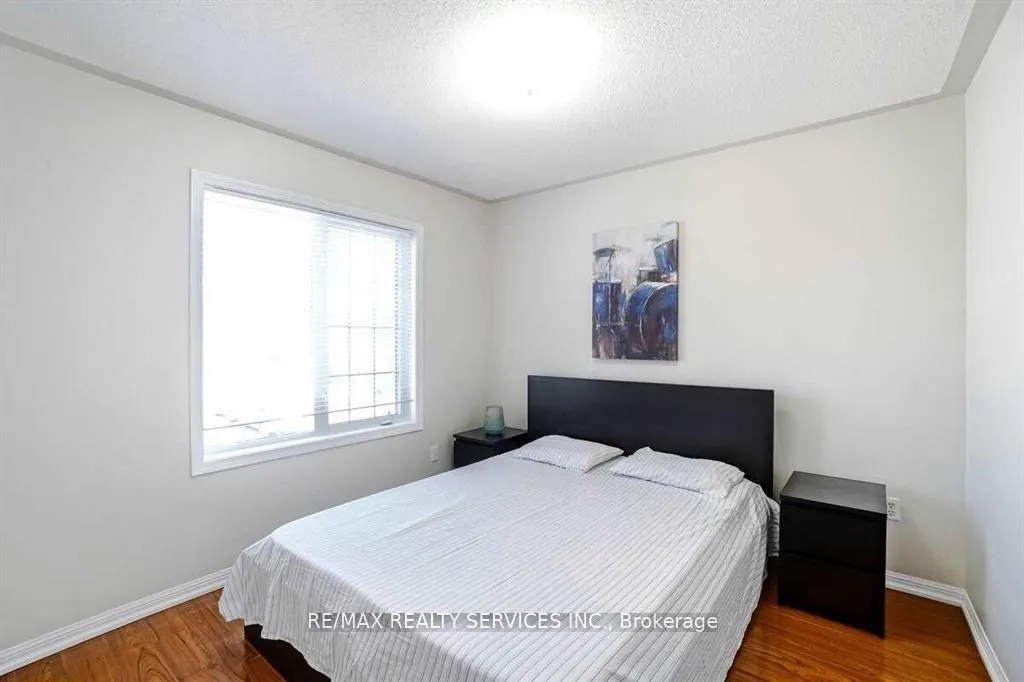 Photo 8 of 65 Tianalee Crescent, Brampton, Fletcher's Meadow — HOMEH