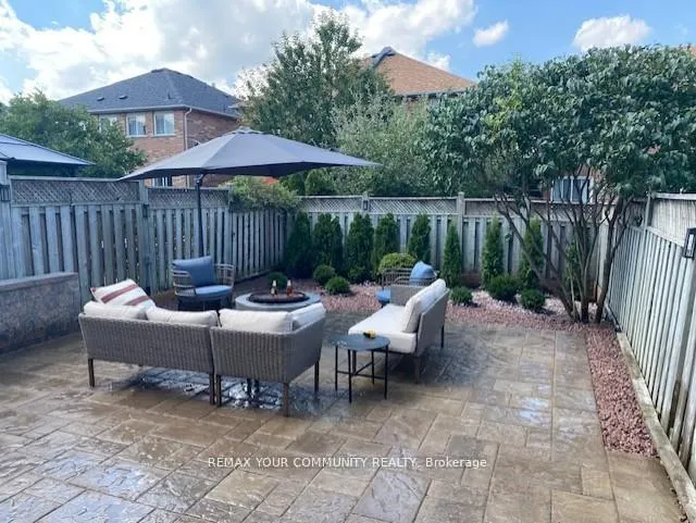 Photo 19 of 152 Vanguard Road W, Vaughan, Patterson — HOMEH