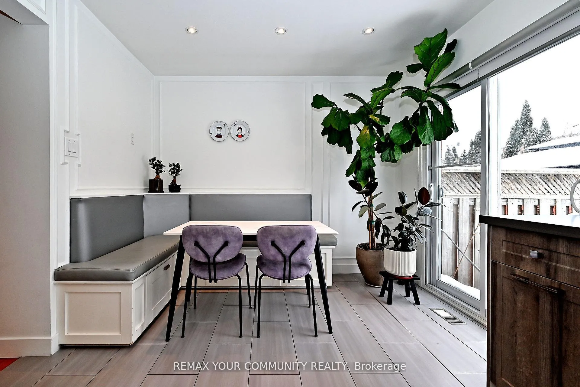 Photo 21 of 152 Vanguard Road W, Vaughan, Patterson — HOMEH