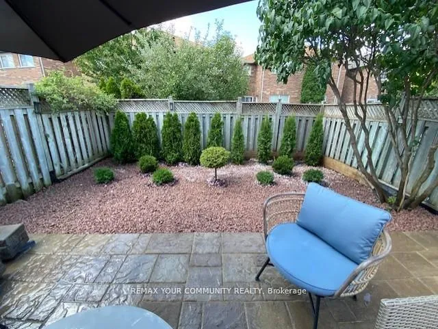 Photo 23 of 152 Vanguard Road W, Vaughan, Patterson — HOMEH