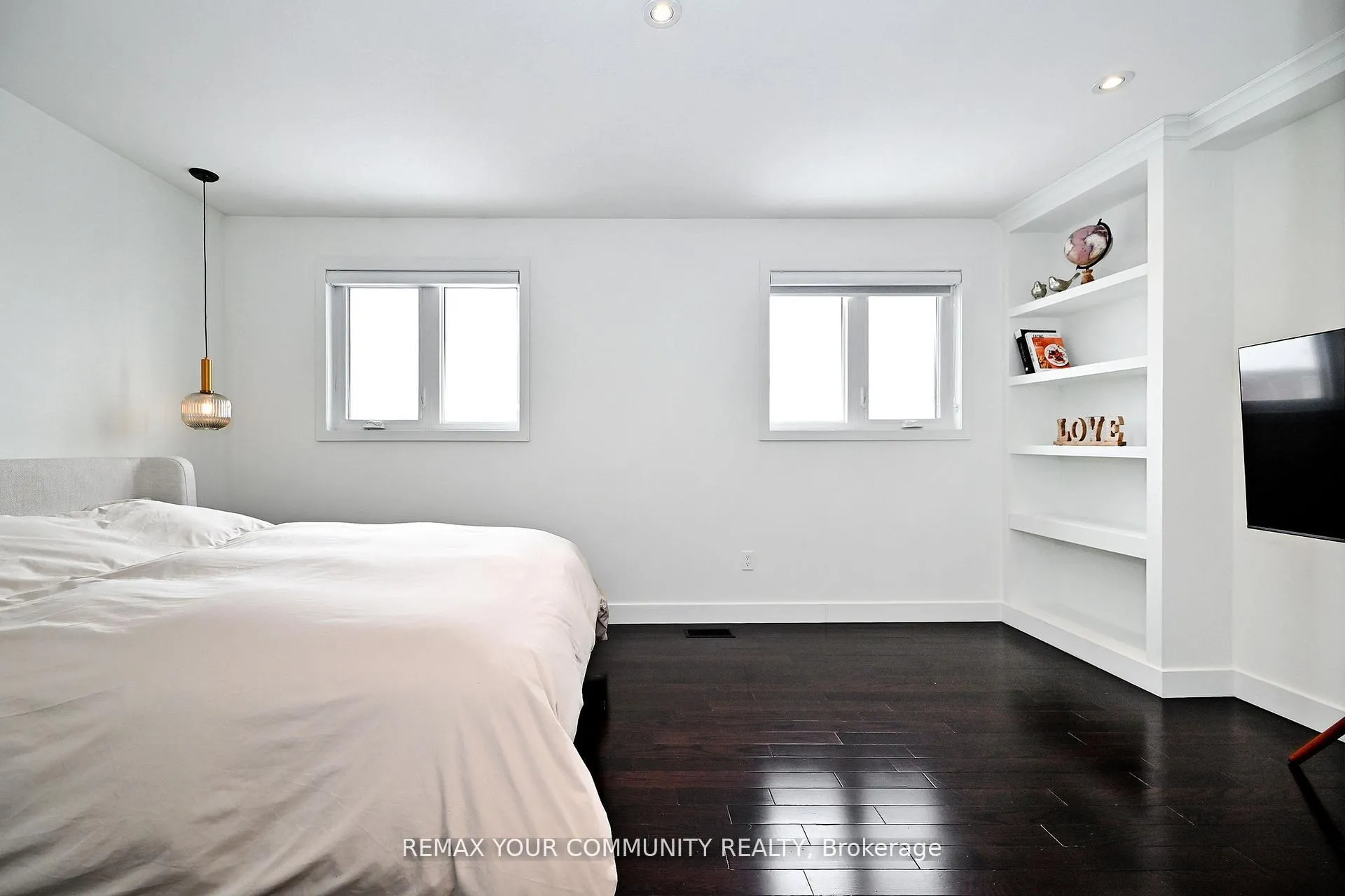 Photo 30 of 152 Vanguard Road W, Vaughan, Patterson — HOMEH
