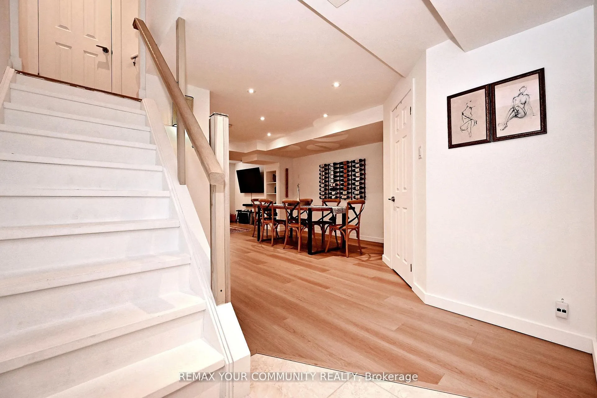 Photo 46 of 152 Vanguard Road W, Vaughan, Patterson — HOMEH