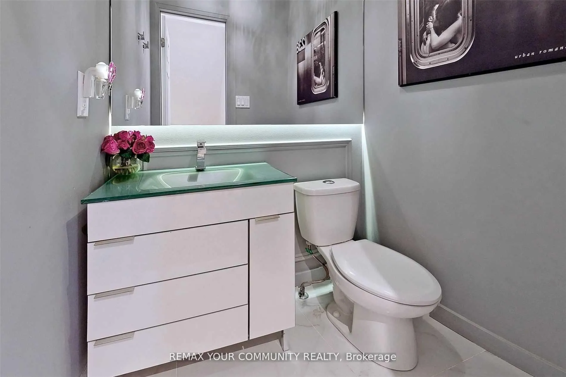 Photo 47 of 152 Vanguard Road W, Vaughan, Patterson — HOMEH
