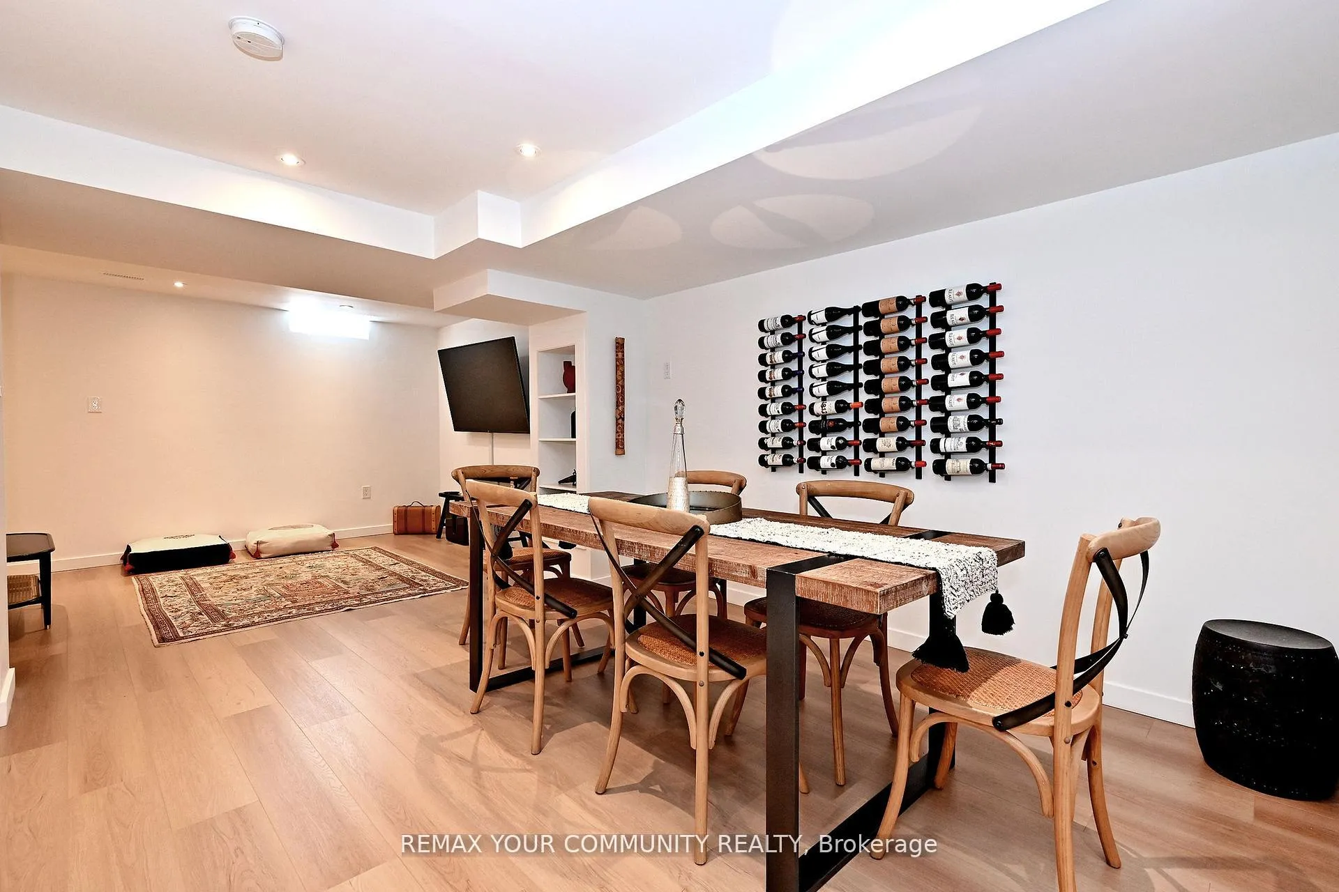 Photo 48 of 152 Vanguard Road W, Vaughan, Patterson — HOMEH