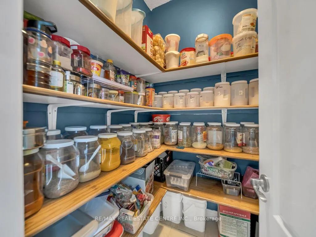 Photo 20 of 193 Summit Ridge Drive, Guelph, Grange Road — HOMEH