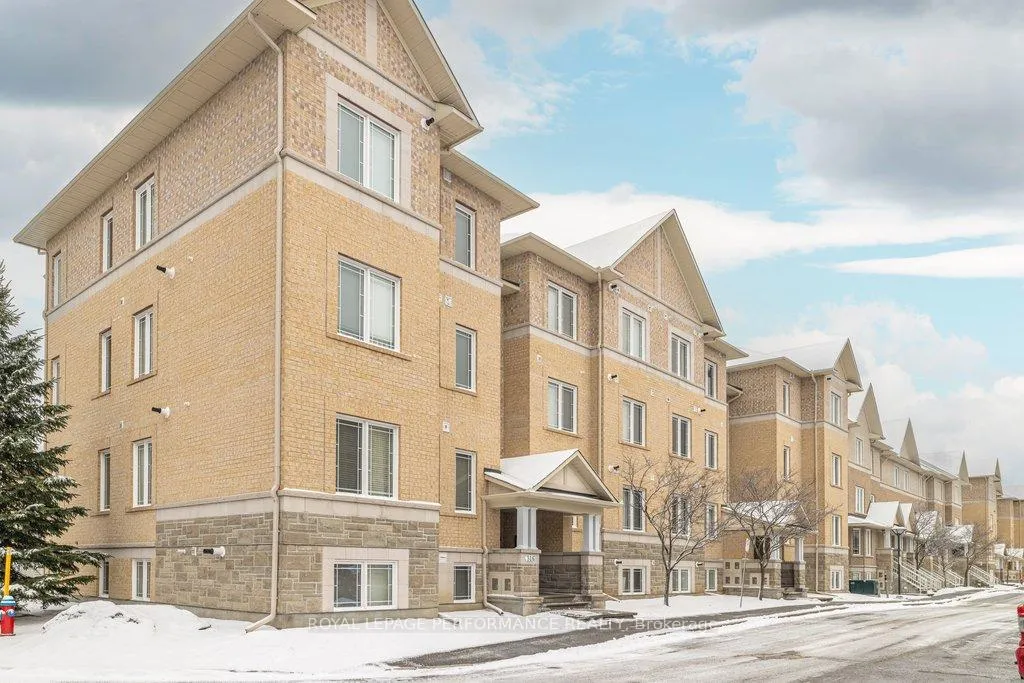 Photo 2 of Unit 4, 304 Paseo Private, Ottawa, Centrepointe — HOMEH