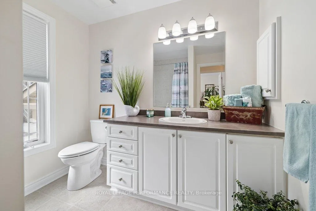 Photo 31 of Unit 4, 304 Paseo Private, Ottawa, Centrepointe — HOMEH