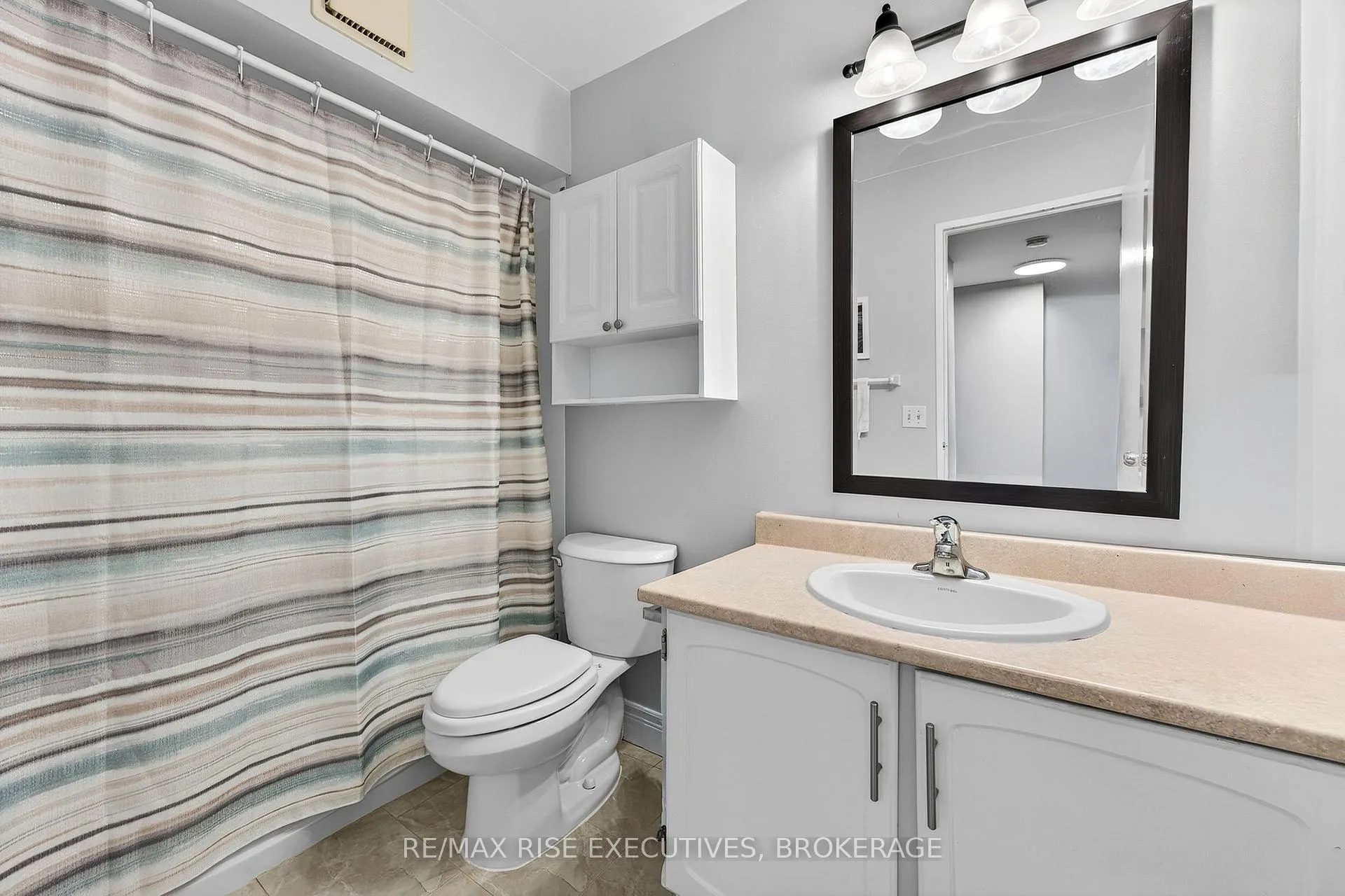 Photo 19 of Unit 409, 334 Queen Mary Road, Kingston, West of Sir John A. Blvd — HOMEH