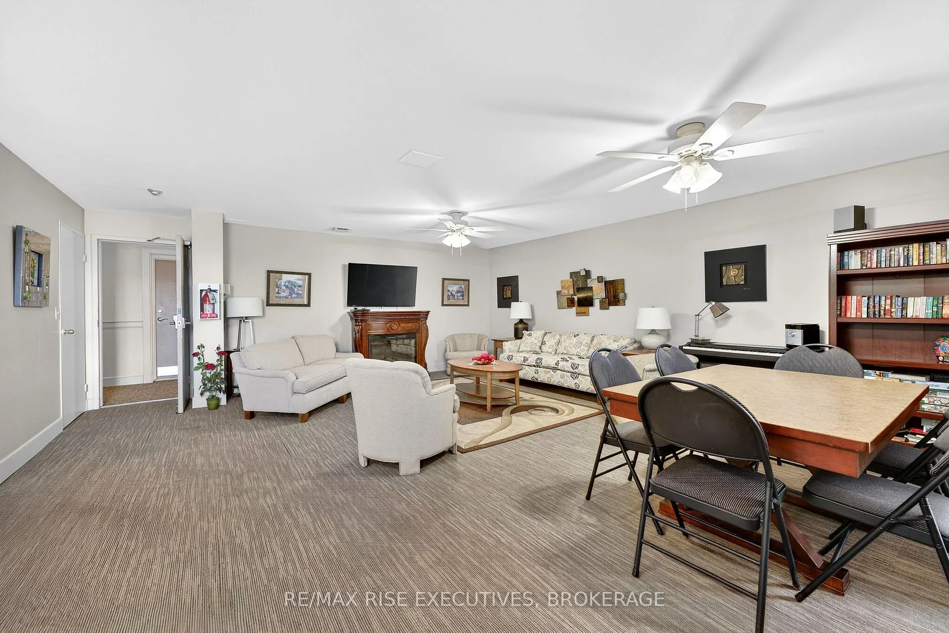 Photo 22 of Unit 409, 334 Queen Mary Road, Kingston, West of Sir John A. Blvd — HOMEH
