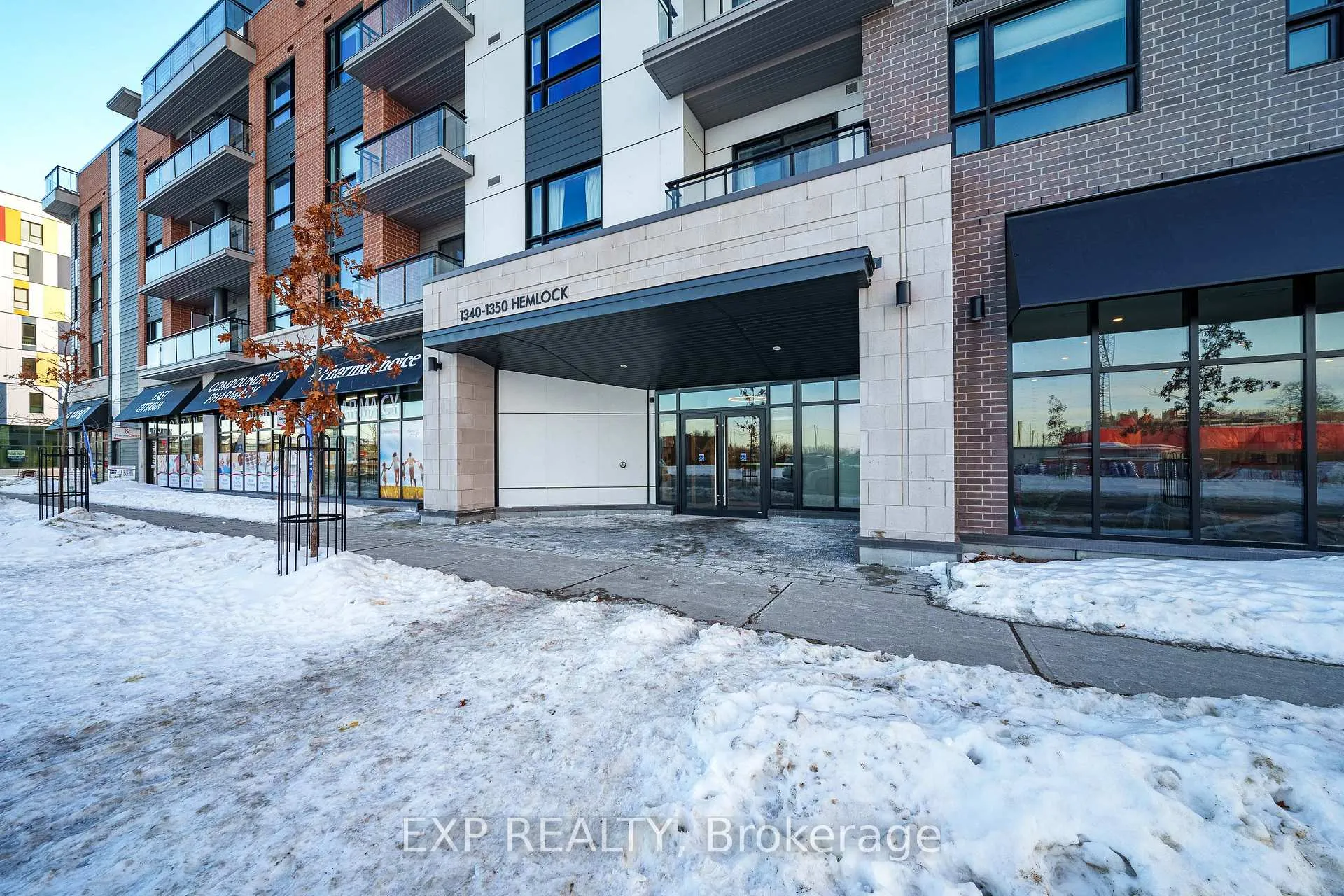 Photo 2 of Unit 220, 1350 Hemlock Road, Ottawa, CFB Rockcliffe and Area — HOMEH