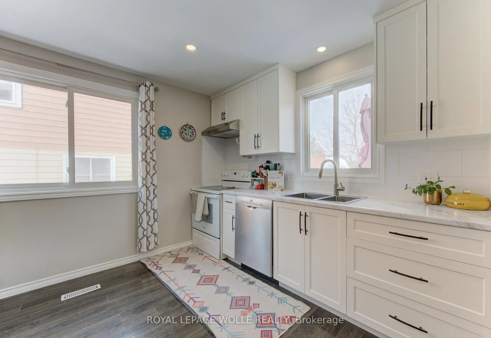Photo 8 of Unit A, 110 Lillian Drive, Waterloo — HOMEH