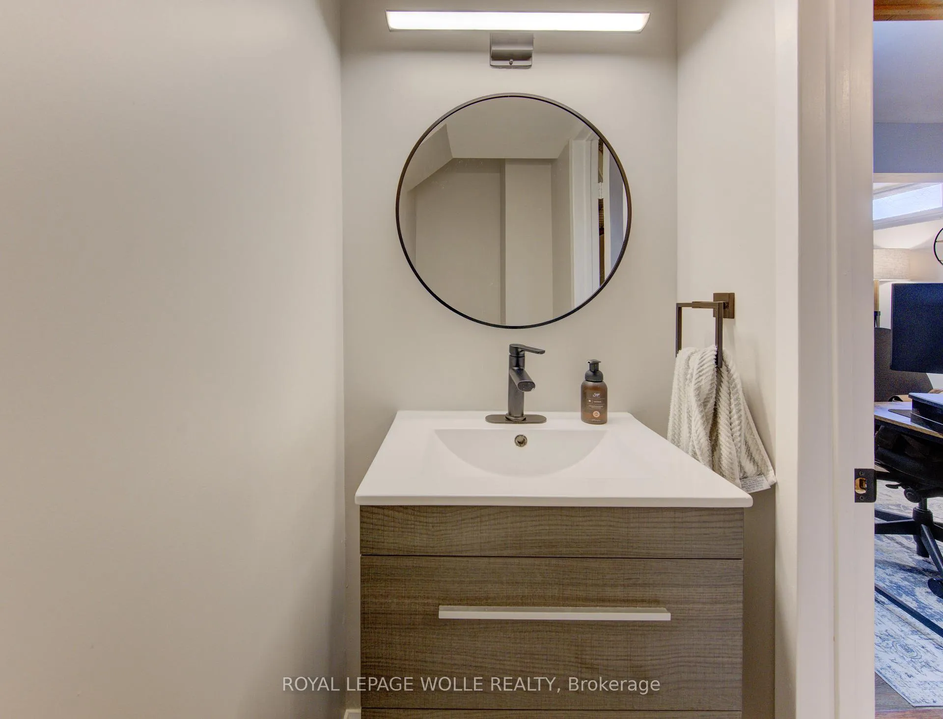 Photo 26 of Unit A, 110 Lillian Drive, Waterloo — HOMEH