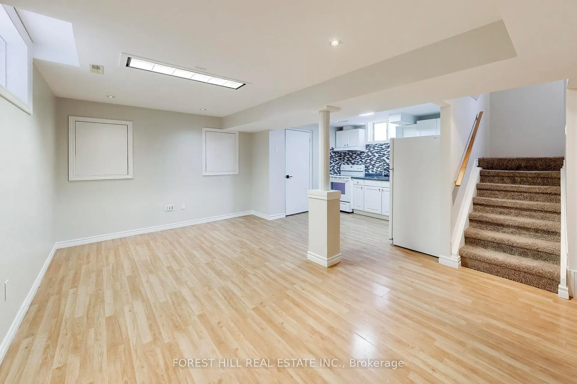 Photo 3 of Unit Lower, 34 Violet Street, Barrie, Holly — HOMEH