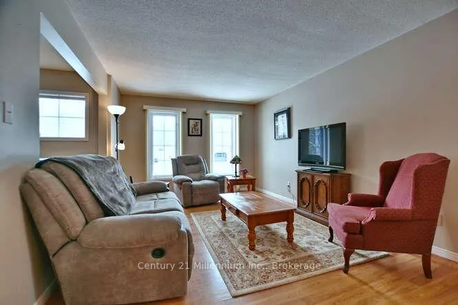 Photo 4 of 1 Downer Crescent, Wasaga Beach — HOMEH