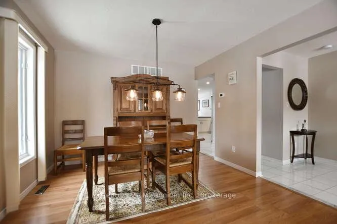Photo 6 of 1 Downer Crescent, Wasaga Beach — HOMEH