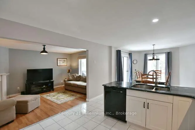 Photo 8 of 1 Downer Crescent, Wasaga Beach — HOMEH