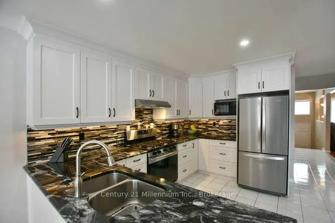Photo 10 of 1 Downer Crescent, Wasaga Beach — HOMEH