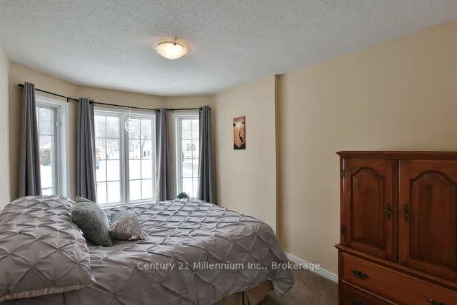 Photo 23 of 1 Downer Crescent, Wasaga Beach — HOMEH
