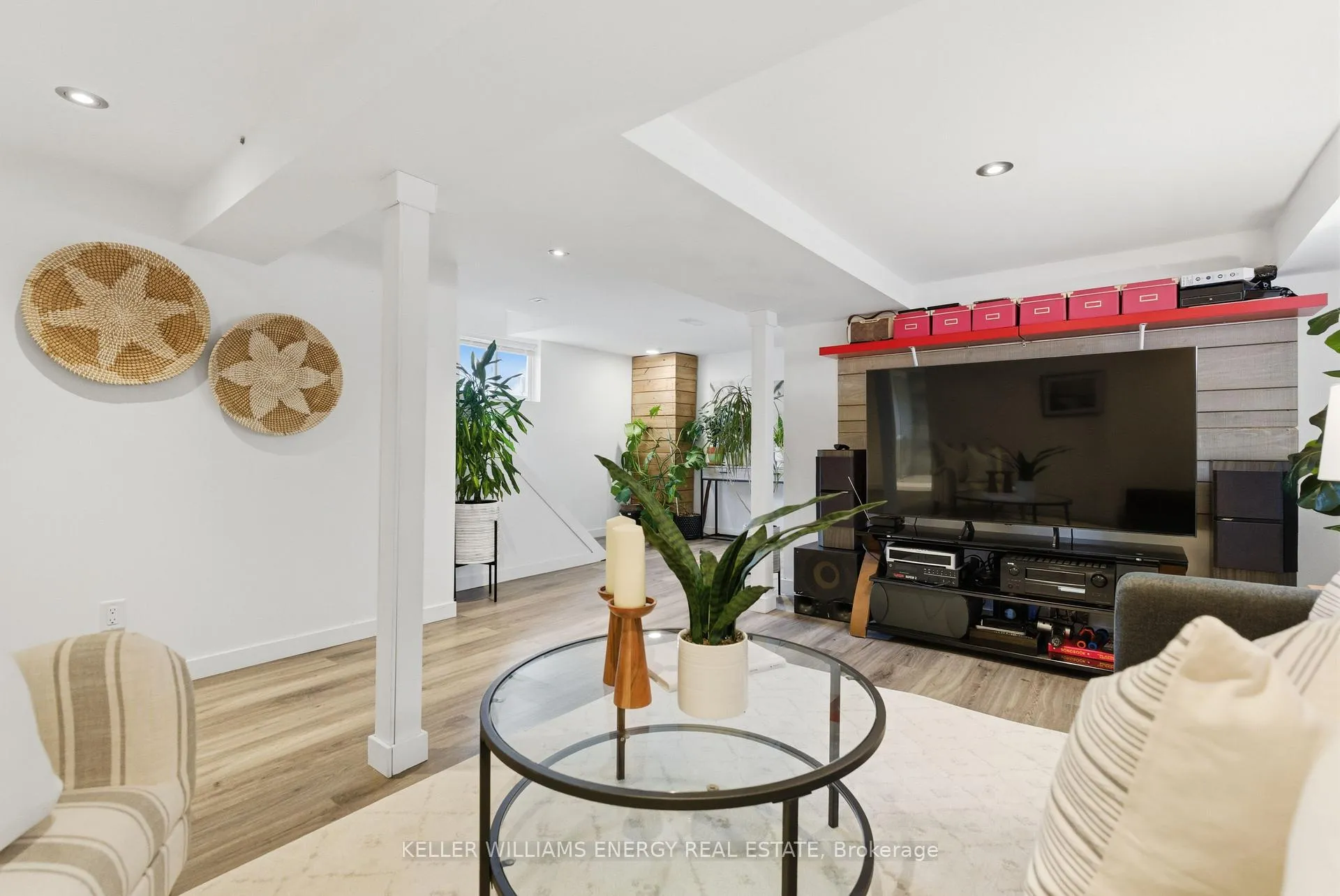 Photo 23 of 42 Darlington Boulevard, Clarington, Courtice — HOMEH