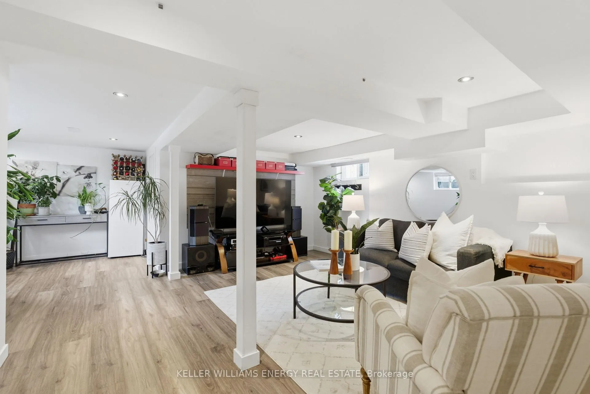 Photo 24 of 42 Darlington Boulevard, Clarington, Courtice — HOMEH