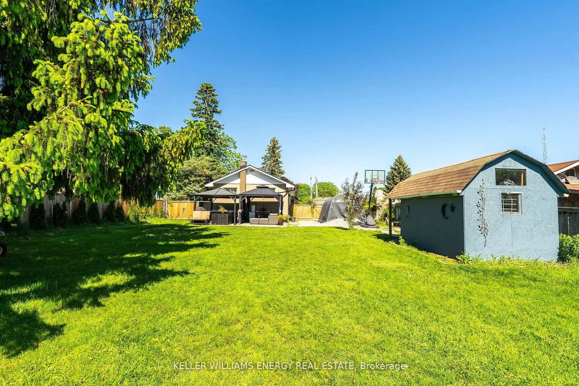 Photo 40 of 42 Darlington Boulevard, Clarington, Courtice — HOMEH