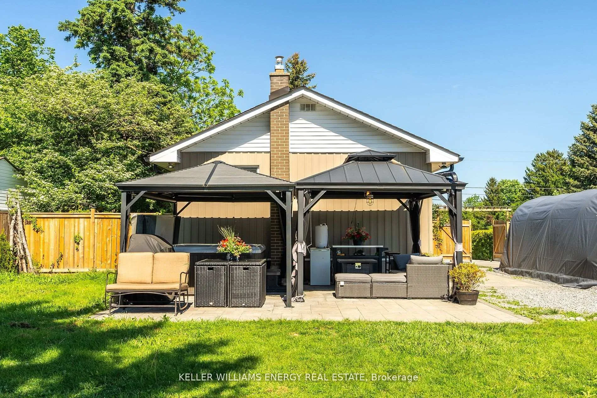 Photo 41 of 42 Darlington Boulevard, Clarington, Courtice — HOMEH