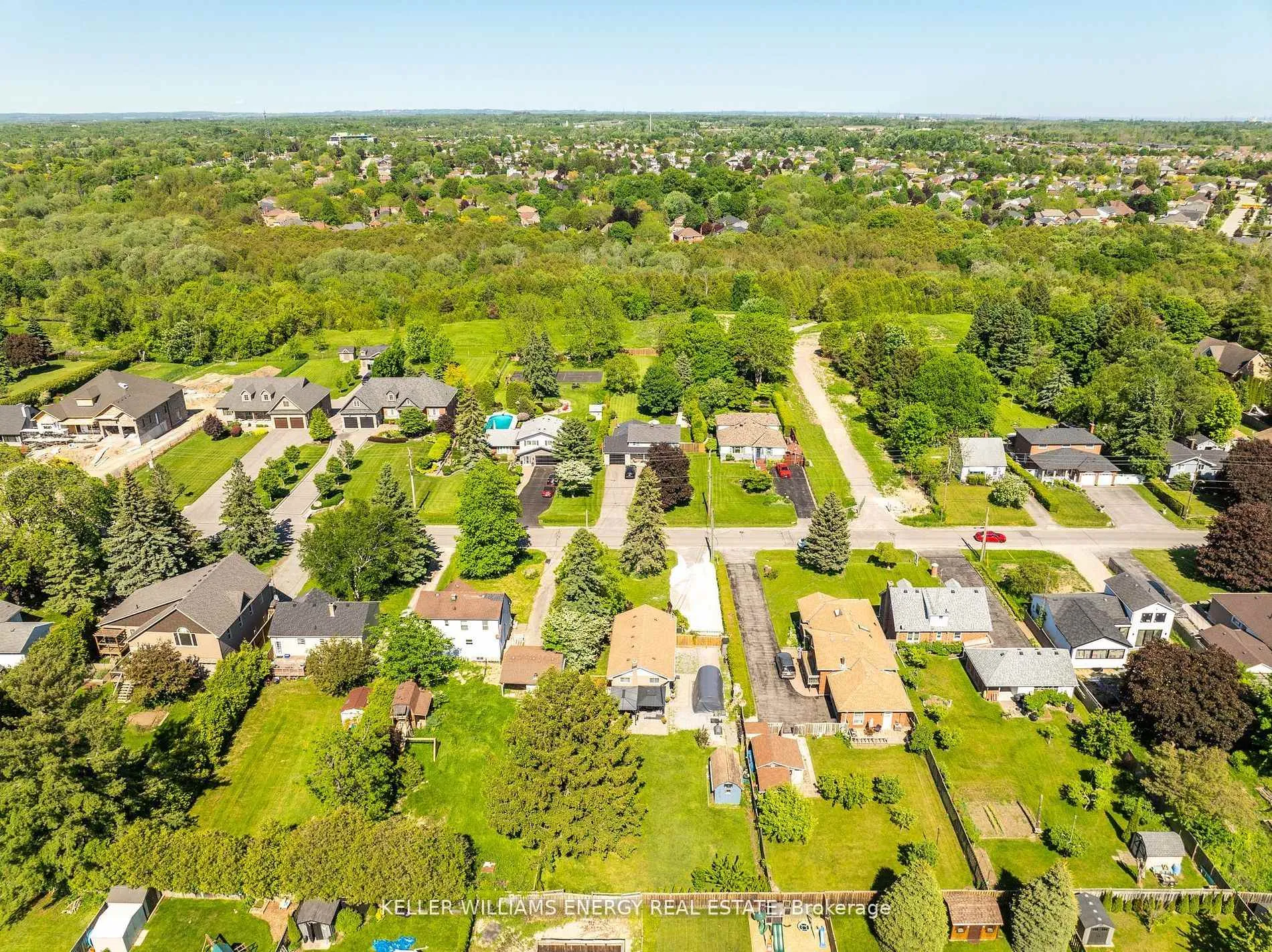 Photo 43 of 42 Darlington Boulevard, Clarington, Courtice — HOMEH