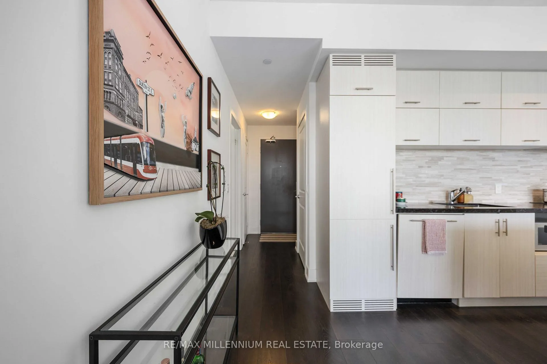 Photo 4 of Unit 1517, 8081 Birchmount Road E, Markham, Unionville — HOMEH