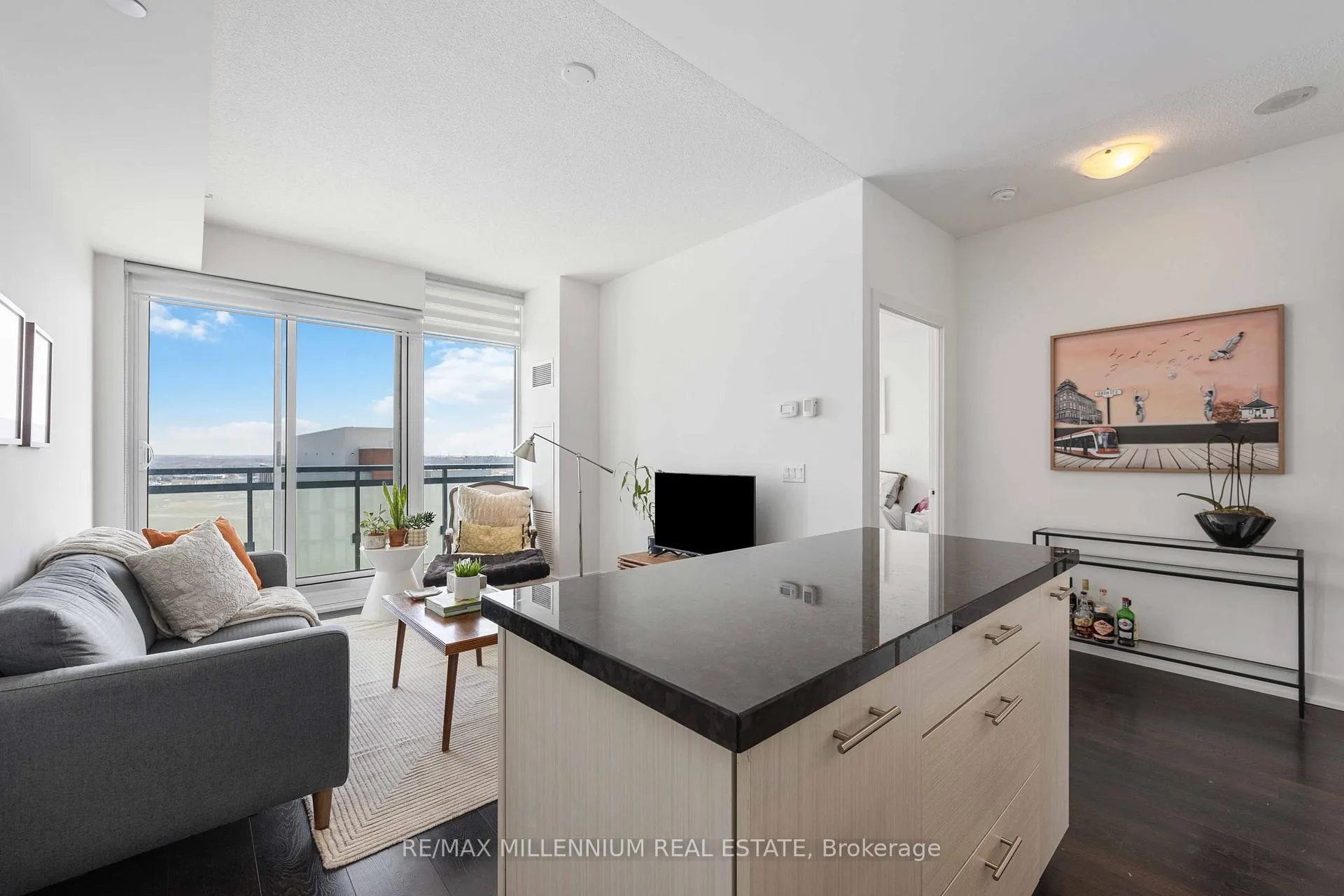 Photo 6 of Unit 1517, 8081 Birchmount Road E, Markham, Unionville — HOMEH