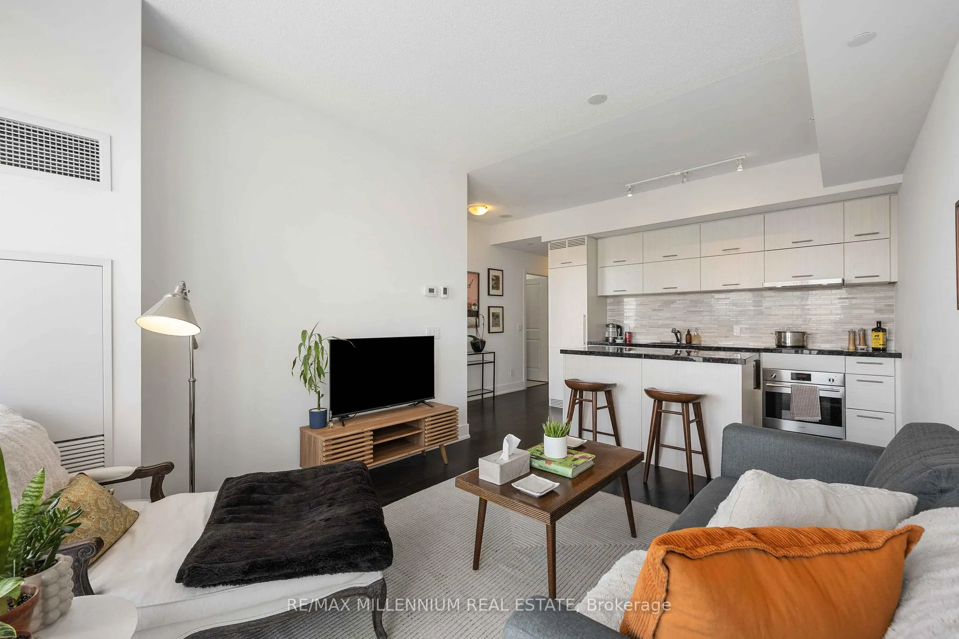 Photo 7 of Unit 1517, 8081 Birchmount Road E, Markham, Unionville — HOMEH