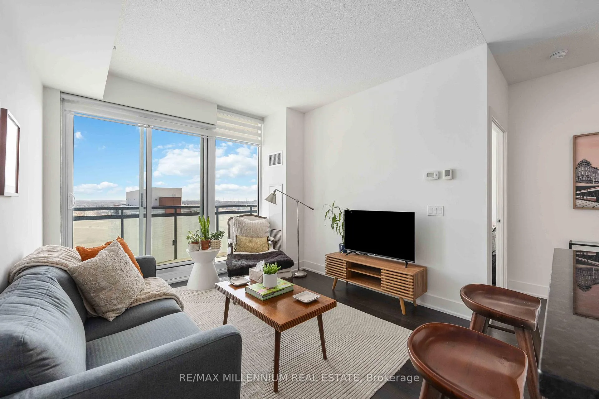 Photo 11 of Unit 1517, 8081 Birchmount Road E, Markham, Unionville — HOMEH