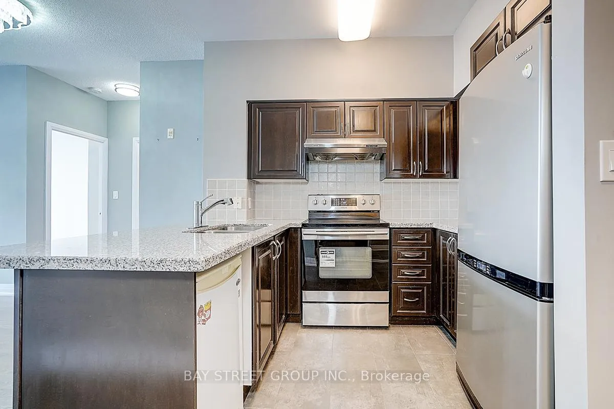 Photo 8 of Unit Ph05, 7373 Kennedy Road, Markham, Milliken Mills East — HOMEH