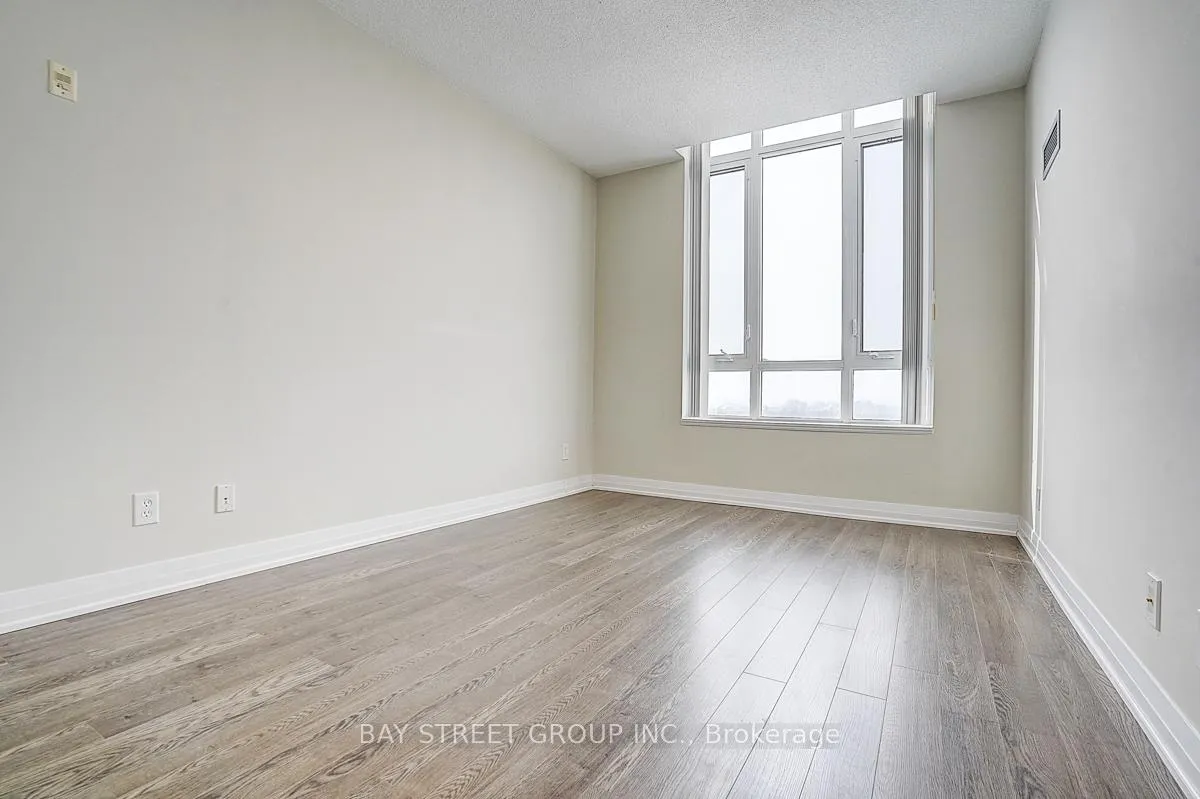 Photo 15 of Unit Ph05, 7373 Kennedy Road, Markham, Milliken Mills East — HOMEH