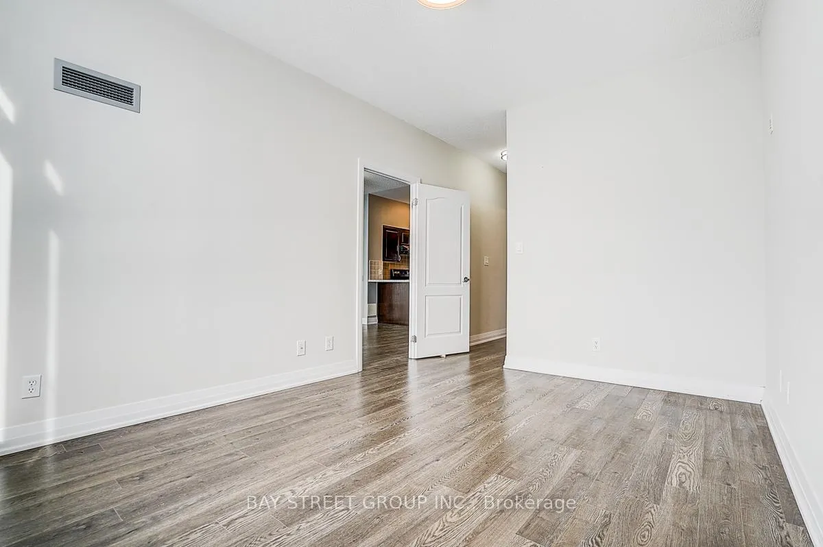 Photo 17 of Unit Ph05, 7373 Kennedy Road, Markham, Milliken Mills East — HOMEH