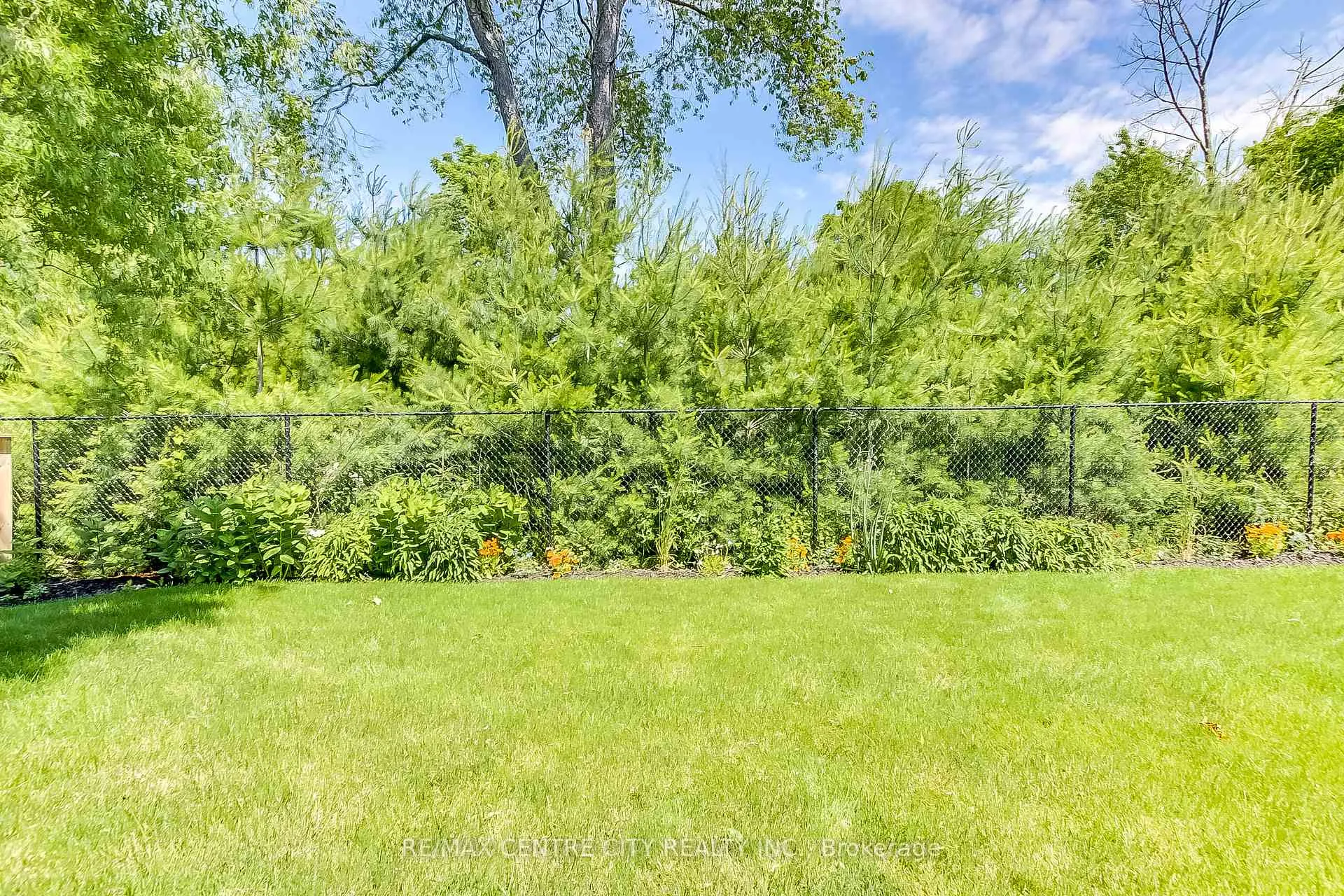 Photo 38 of 436 Beamish Street, Central Elgin, Port Stanley — HOMEH