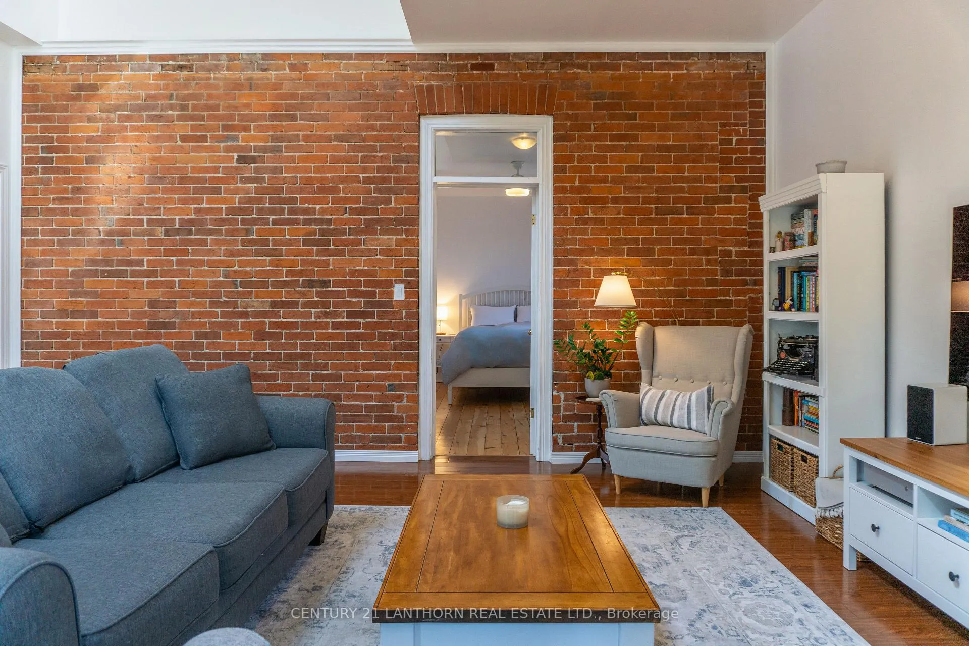 Front of Unit Rear, 128 Picton Main Street