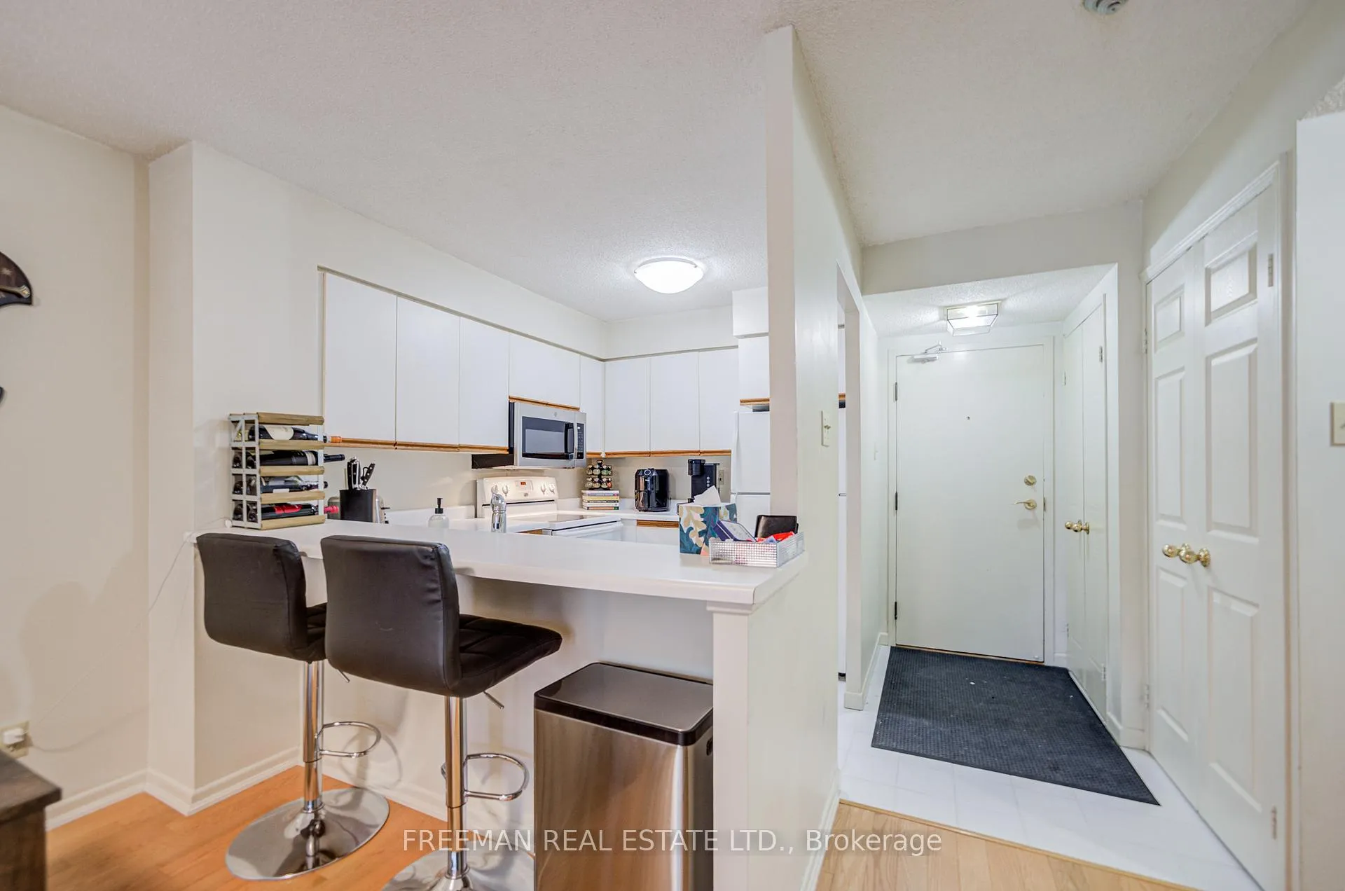Photo 15 of Unit 203, 95 Prince Arthur Avenue, Toronto, The Annex — HOMEH