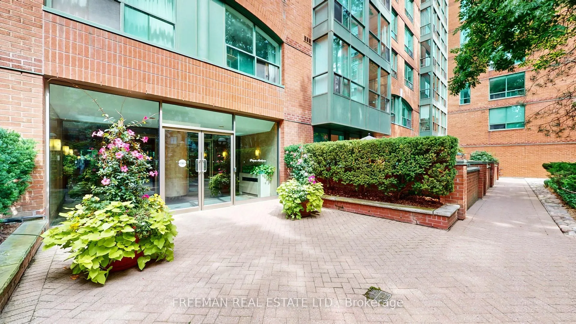 Photo 34 of Unit 203, 95 Prince Arthur Avenue, Toronto, The Annex — HOMEH