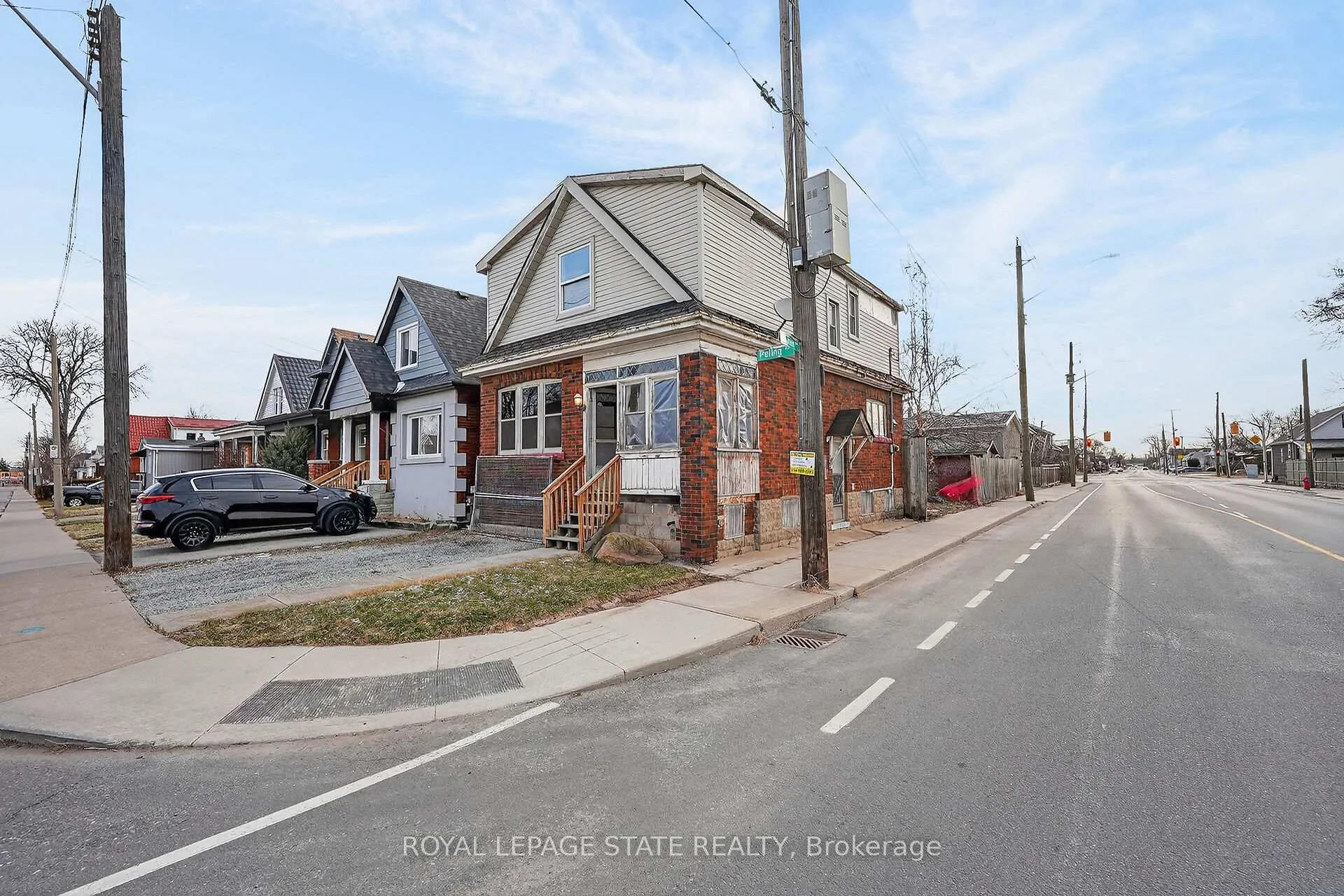 Photo 2 of 240 Paling Avenue, Hamilton, Homeside — HOMEH