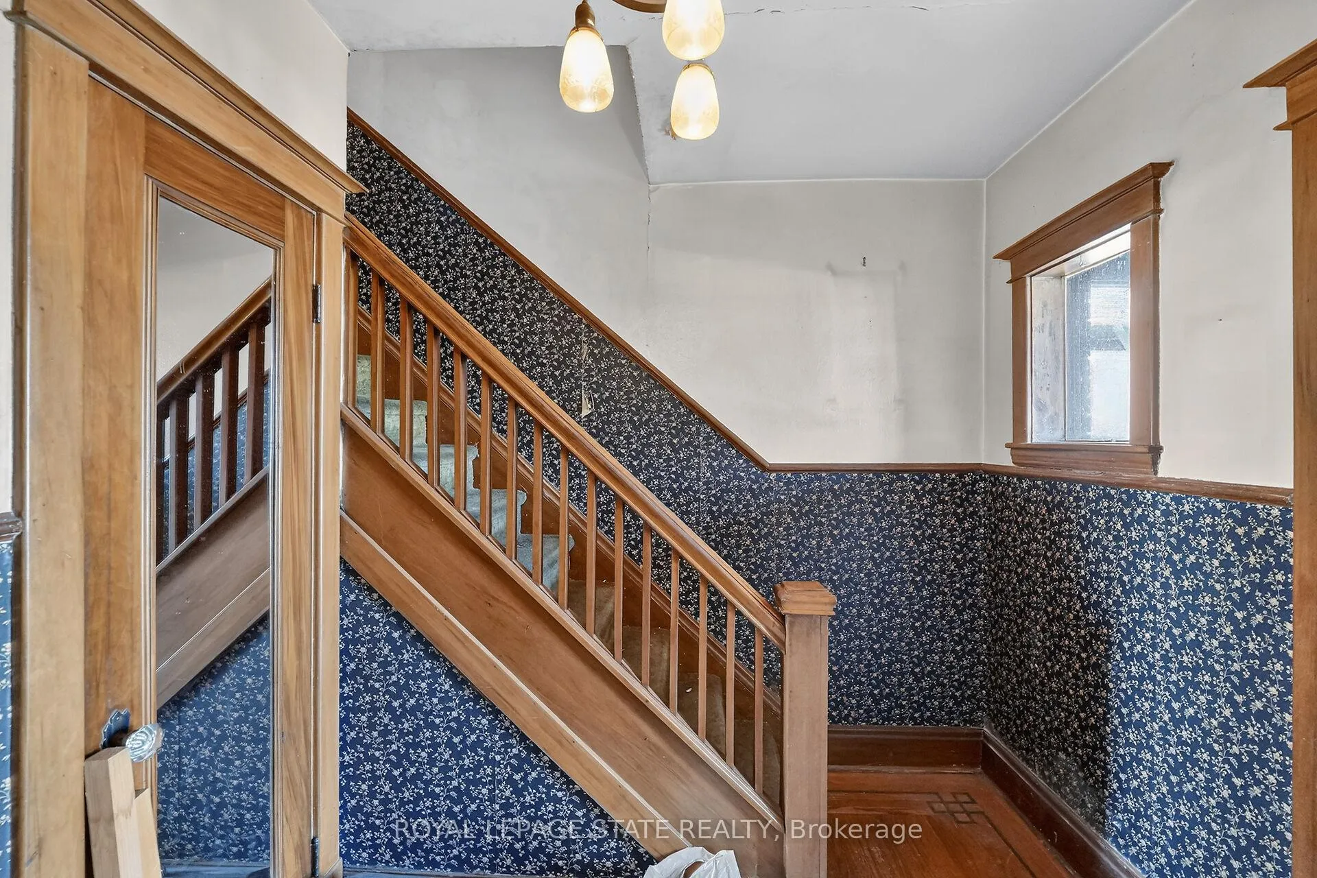 Photo 8 of 240 Paling Avenue, Hamilton, Homeside — HOMEH