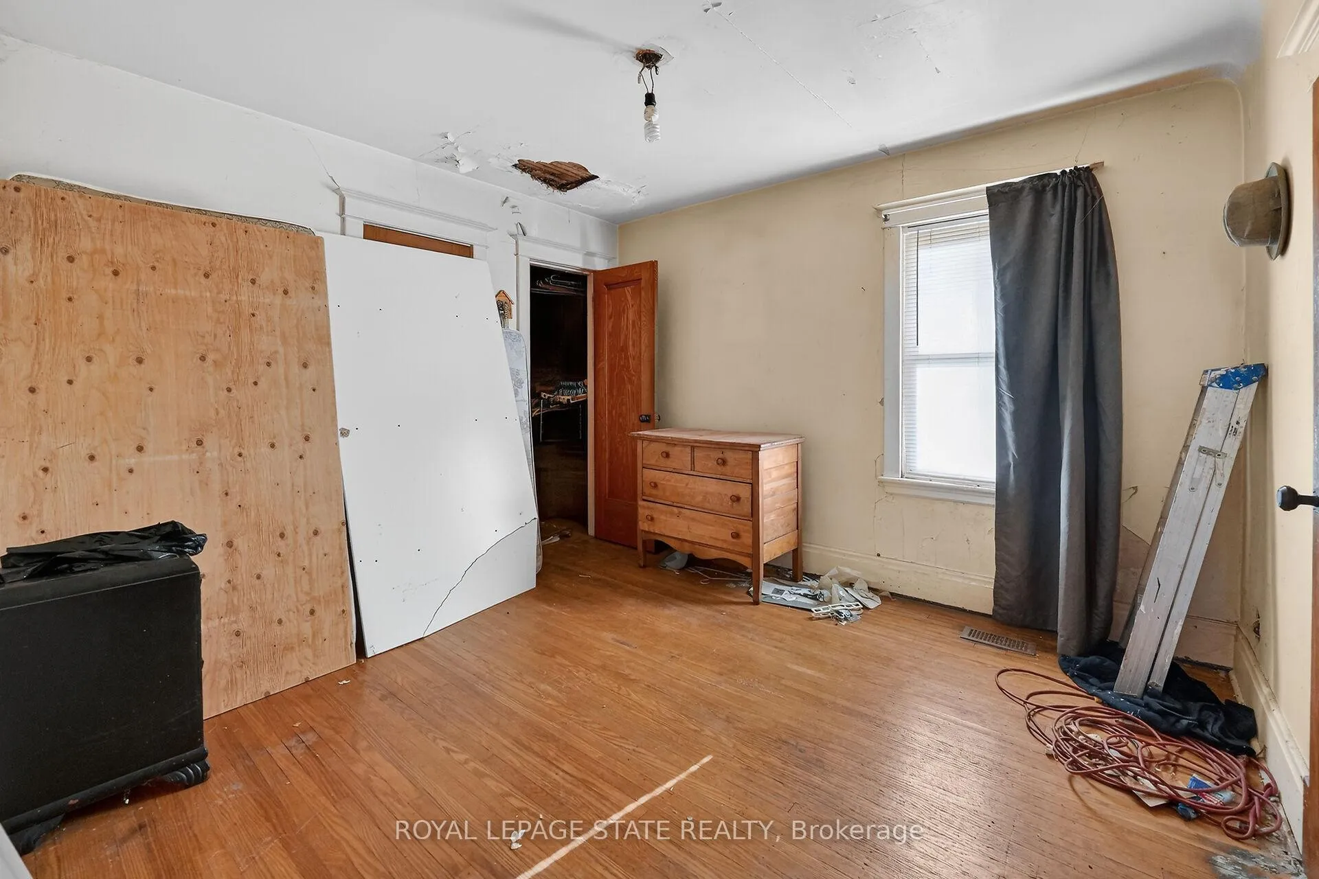 Photo 22 of 240 Paling Avenue, Hamilton, Homeside — HOMEH