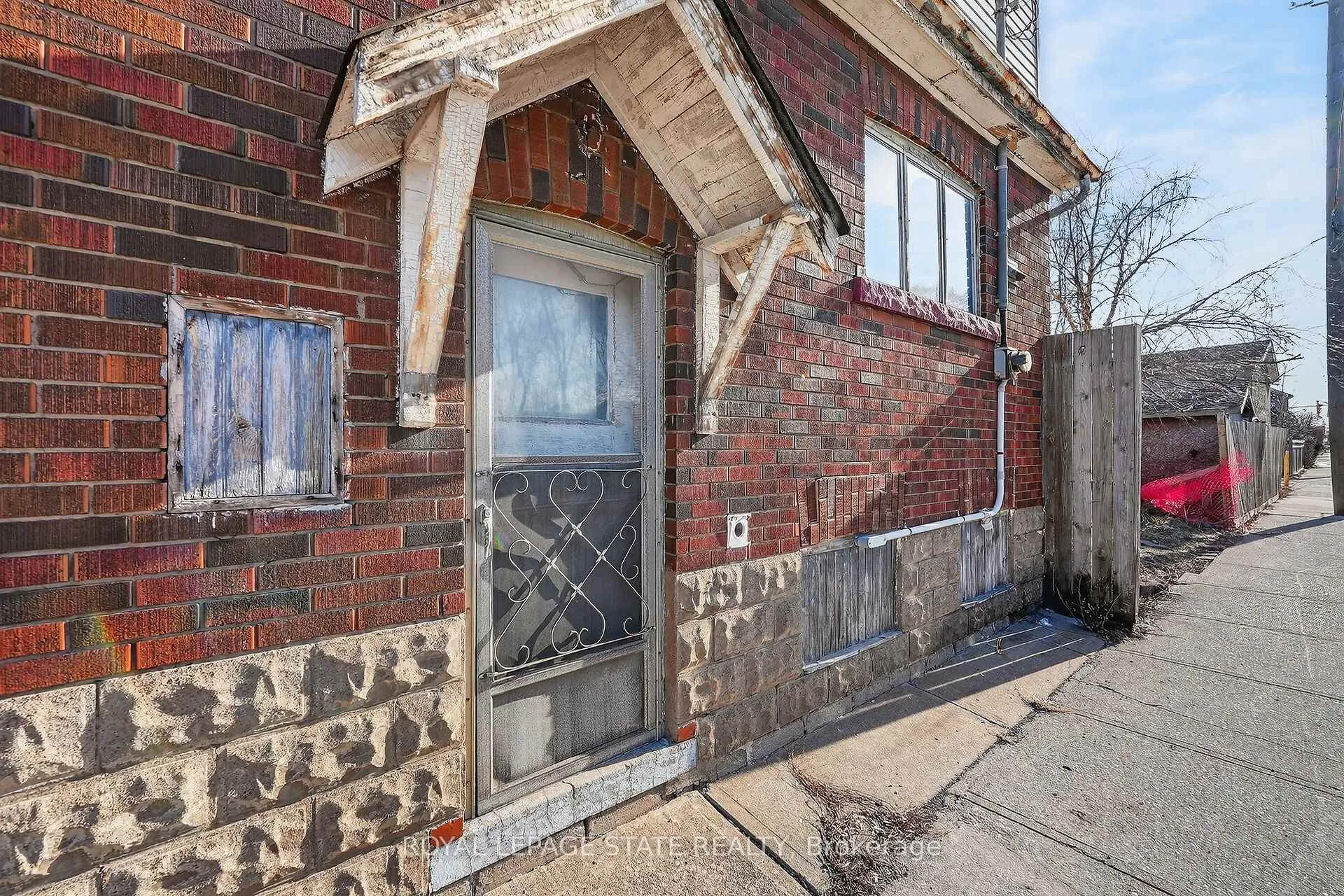 Photo 28 of 240 Paling Avenue, Hamilton, Homeside — HOMEH