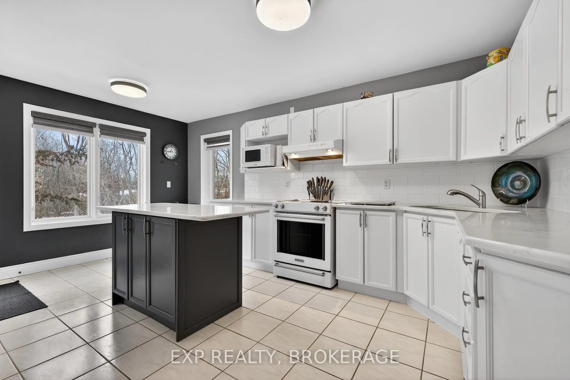 Photo 5 of 3079 Washburn Road, Frontenac, Frontenac South — HOMEH