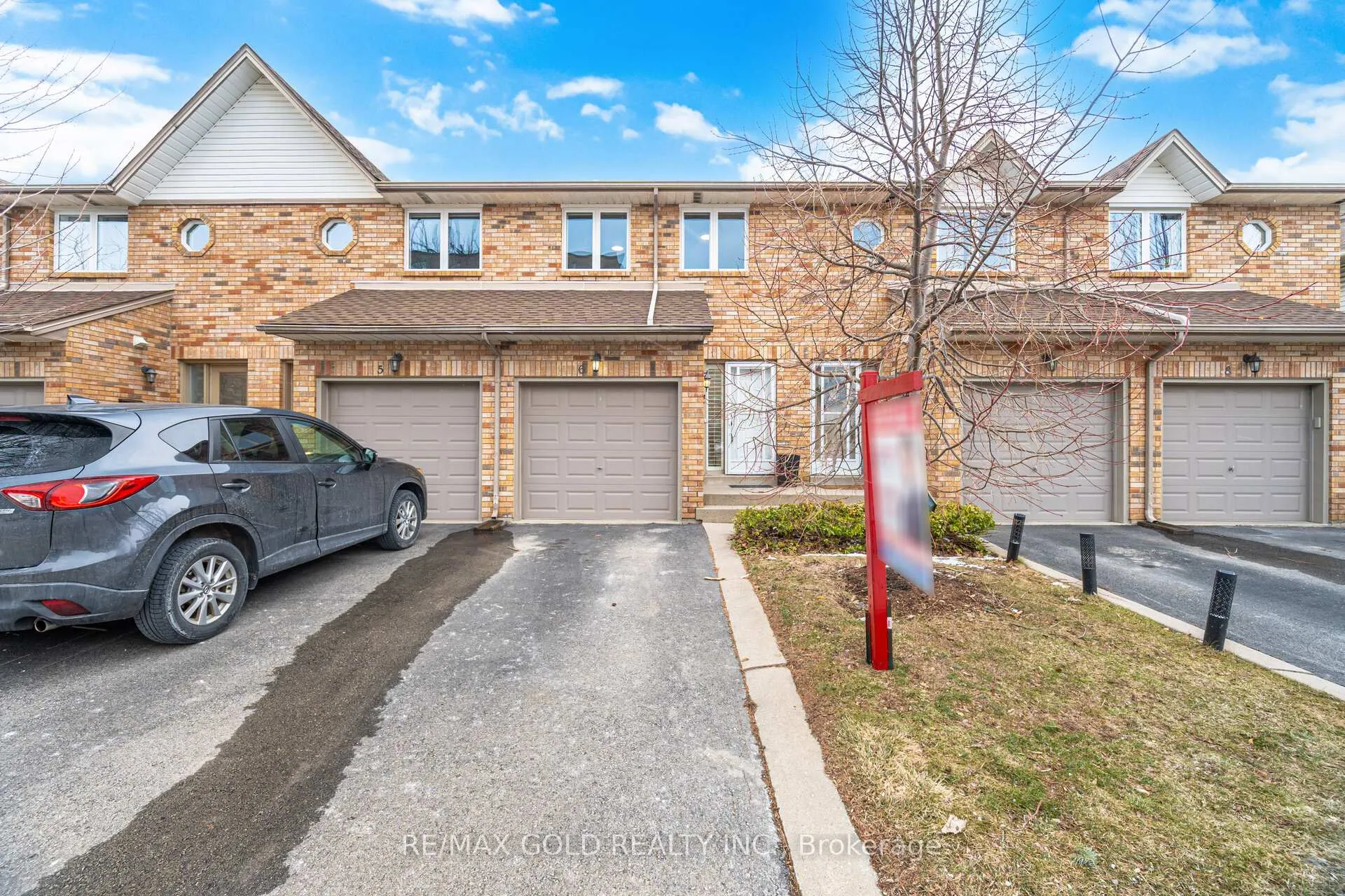 Photo 1 of Unit 6, 2015 Cleaver Avenue, Burlington, Headon — HOMEH